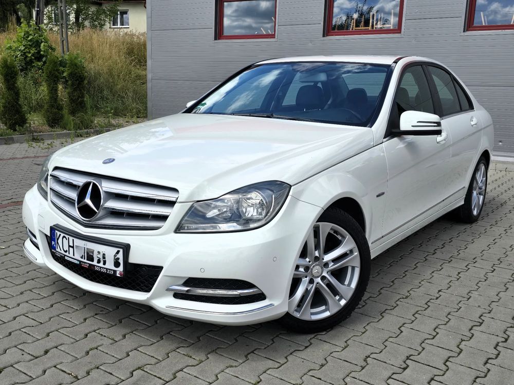 Mercedes-Benz C W204 (2007-2014) 180 CGI Automatik BlueEFFICIENCY SPORT EDITION 2012