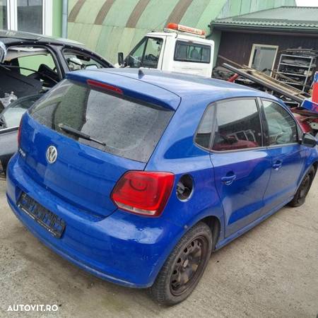 Dezmembrez Volkswagen Polo 6R 2011 1.4i CGGB - 2