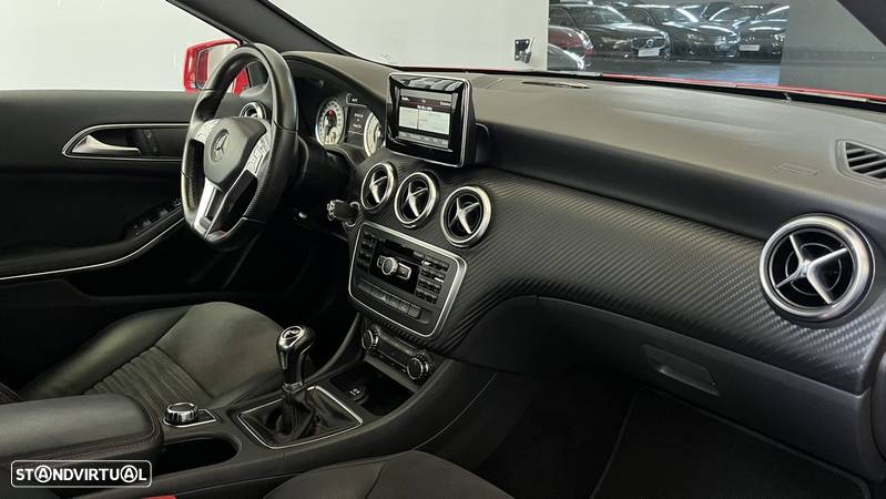 Mercedes-Benz A 180 CDI AMG Line - 17