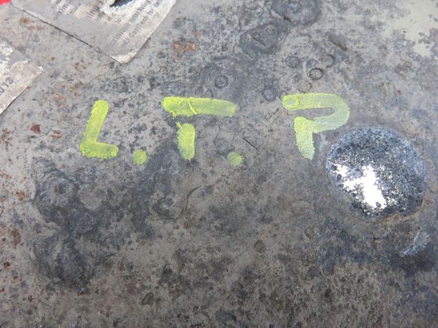 alt