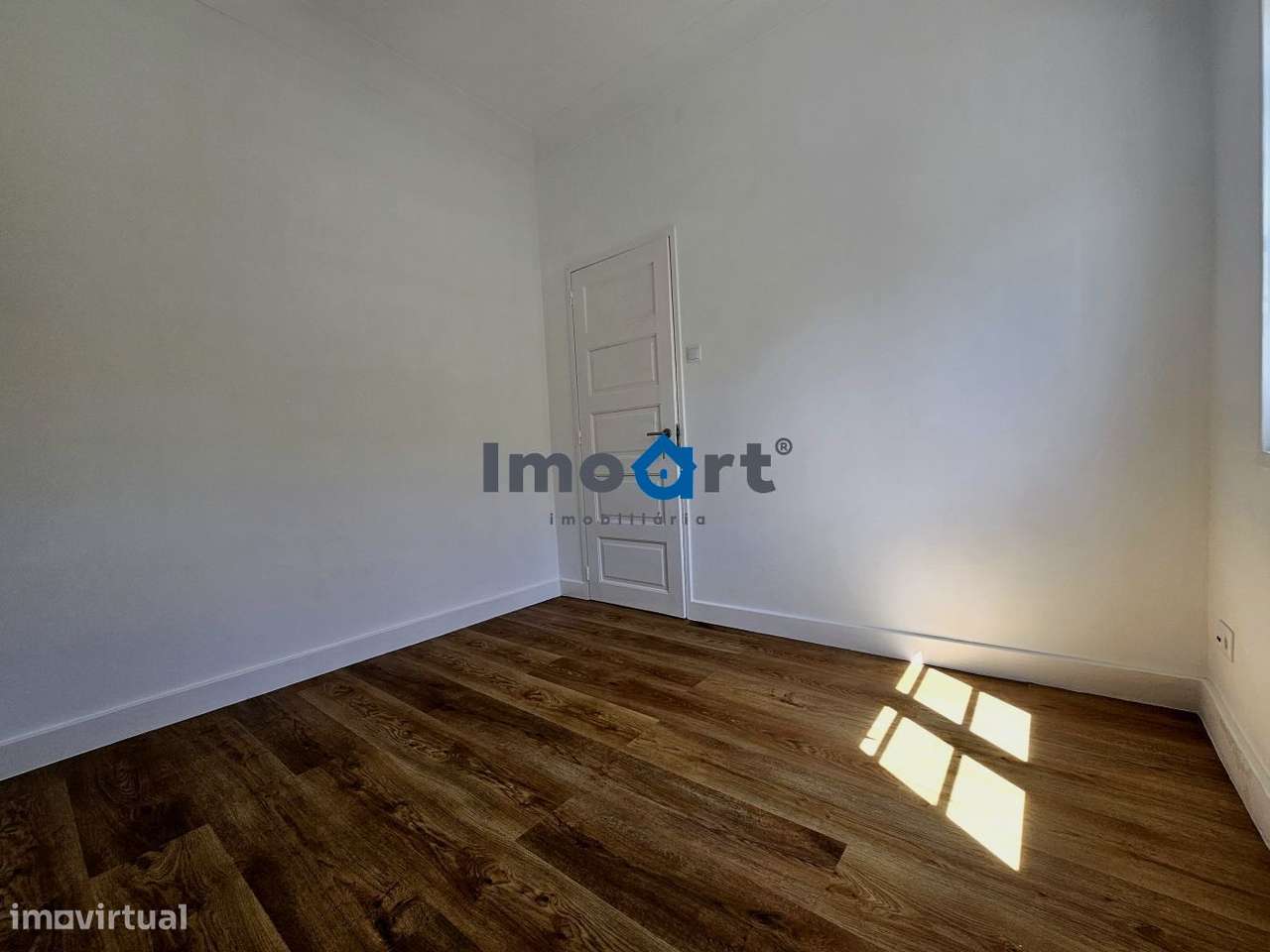 Fantástica moradia Bi-familiar em Ramalde, Porto!!!-11