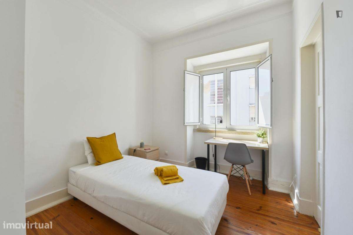 Quarto - localizado em Penha de França Lisbon - Grande imagem: 4/8