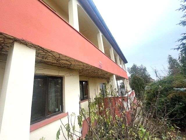 Proprietate cu 1566 mp teren intravilan si Case de locuit+ anexe - Imagine principală: 2/19