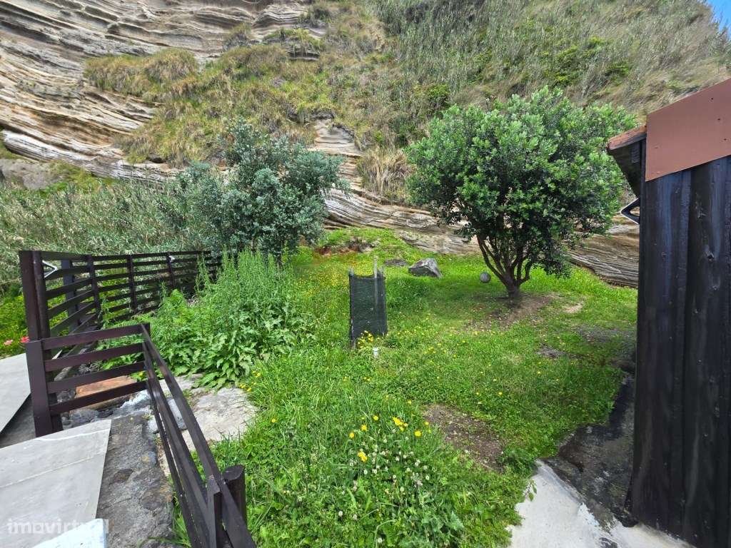 Moradia Isolada T2 -Rocha da Relva-17