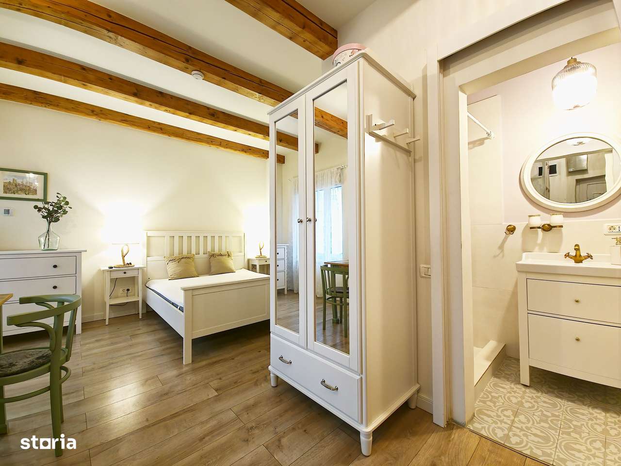Casa 2 apartamente, ultrafinisate,mobilate la cheie, Horea zona Urania - Imagine principală: 4/19