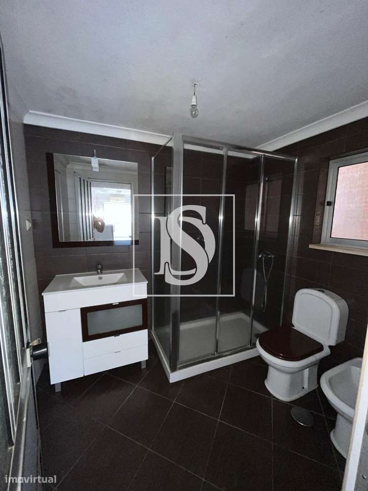 Moradia T3 - Comércio e Habitação - Bicas - Abrantes-30