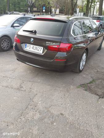 BMW Seria 5 520d Touring - 17