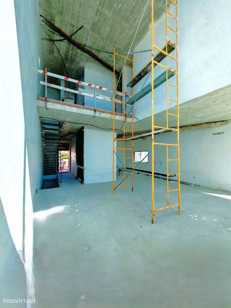 Moradia nova no alto do Monte Estoril - Vistas espectaculares-15