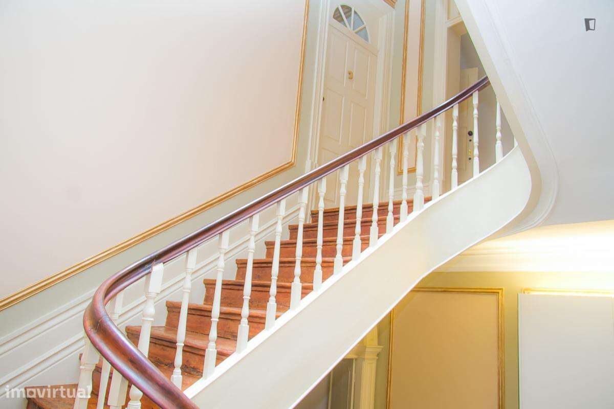 Estúdio - localizado em Santo Ildefonso Porto - Grande imagem: 2/10