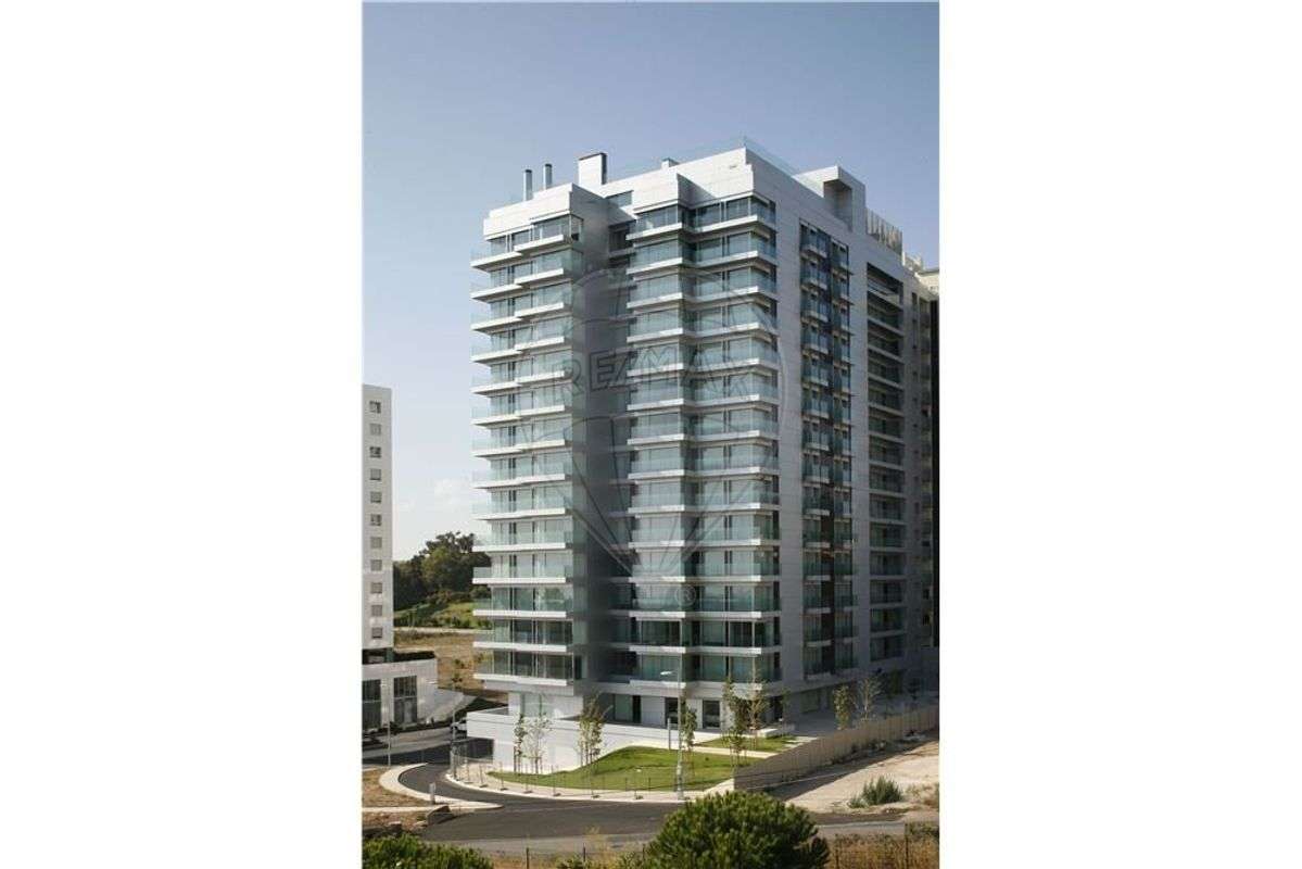 Apartamento T4 para venda - Grande imagem: 2/18