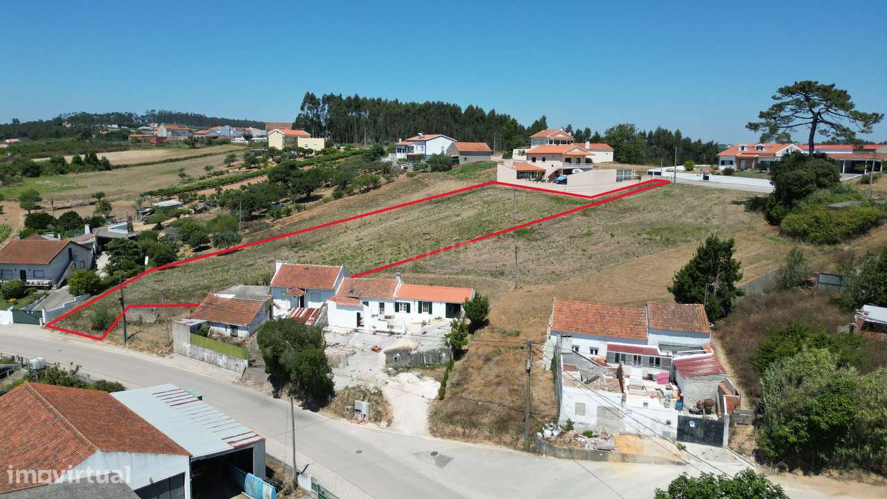 Terreno Urbano  | Guisado | Duas Frentes | 2.363,65 m² - Grande imagem: 5/18