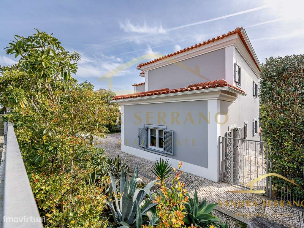 Magnifica moradia T4+2 renovada na Quinta da Beloura-24
