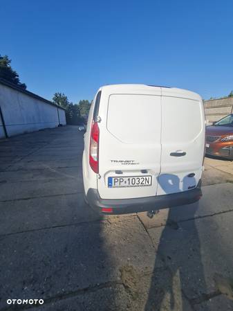 Ford Transit Conect - 17