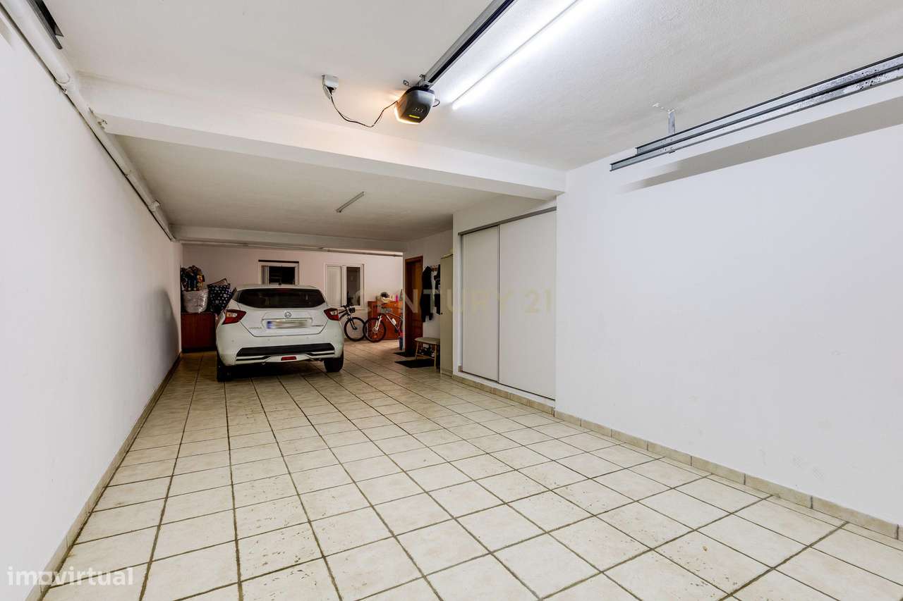 Moradia T4 +1  em Pombal || Potencial extra de rentabilidade-31