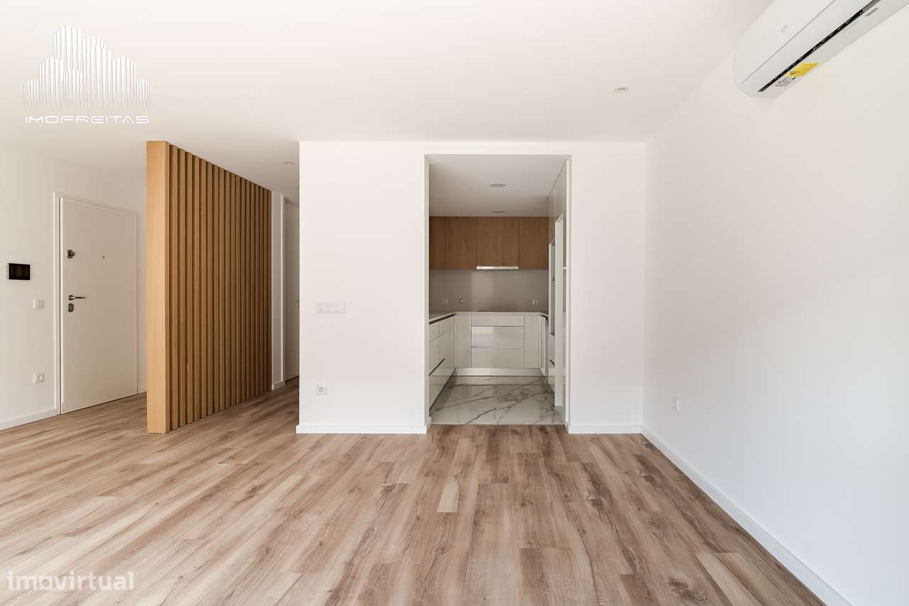 Apartamento T2 Novo com Garagem Fechada para 2 Carros-5