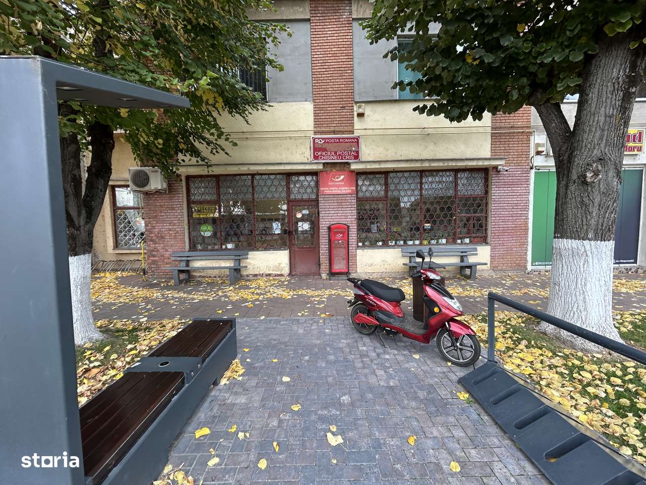 Vand spatiu comercial,actualmente POSTA din Chisineu Cris, din centru.-0