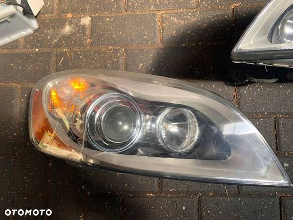 xenon lampa reflektor prawa  volvo xc60 kompl europa - 3