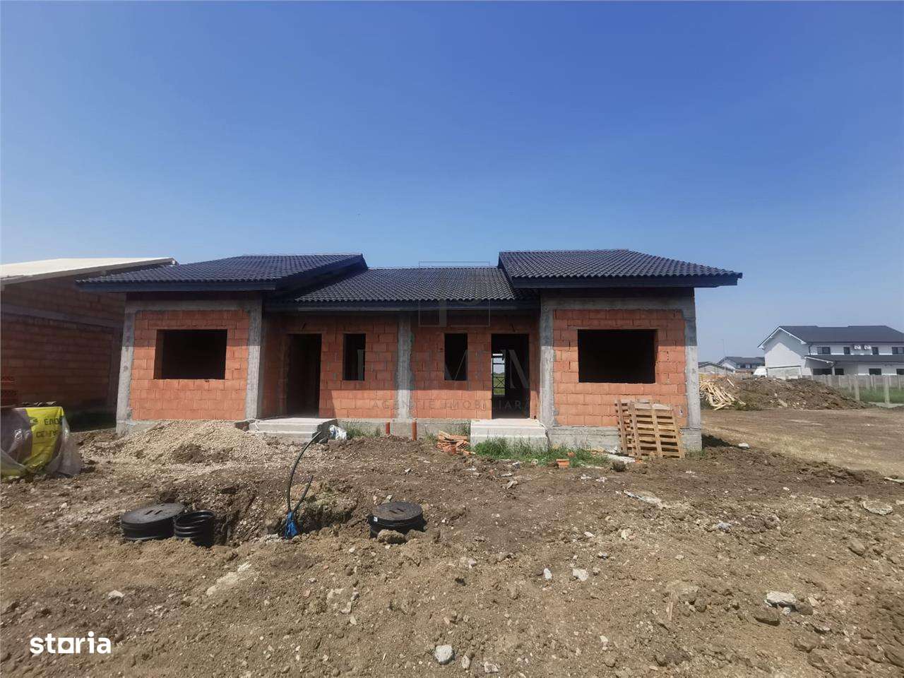 Duplex in constructie - bucatarie inchisa - zona foarte buna - toate u - Imagine principală: 1/6