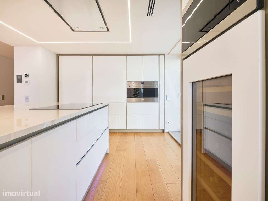 APARTAMENTO DE LUXO EM ZONA NOBRE DE LISBOA COM PISCINA E VISTAS SO...-24