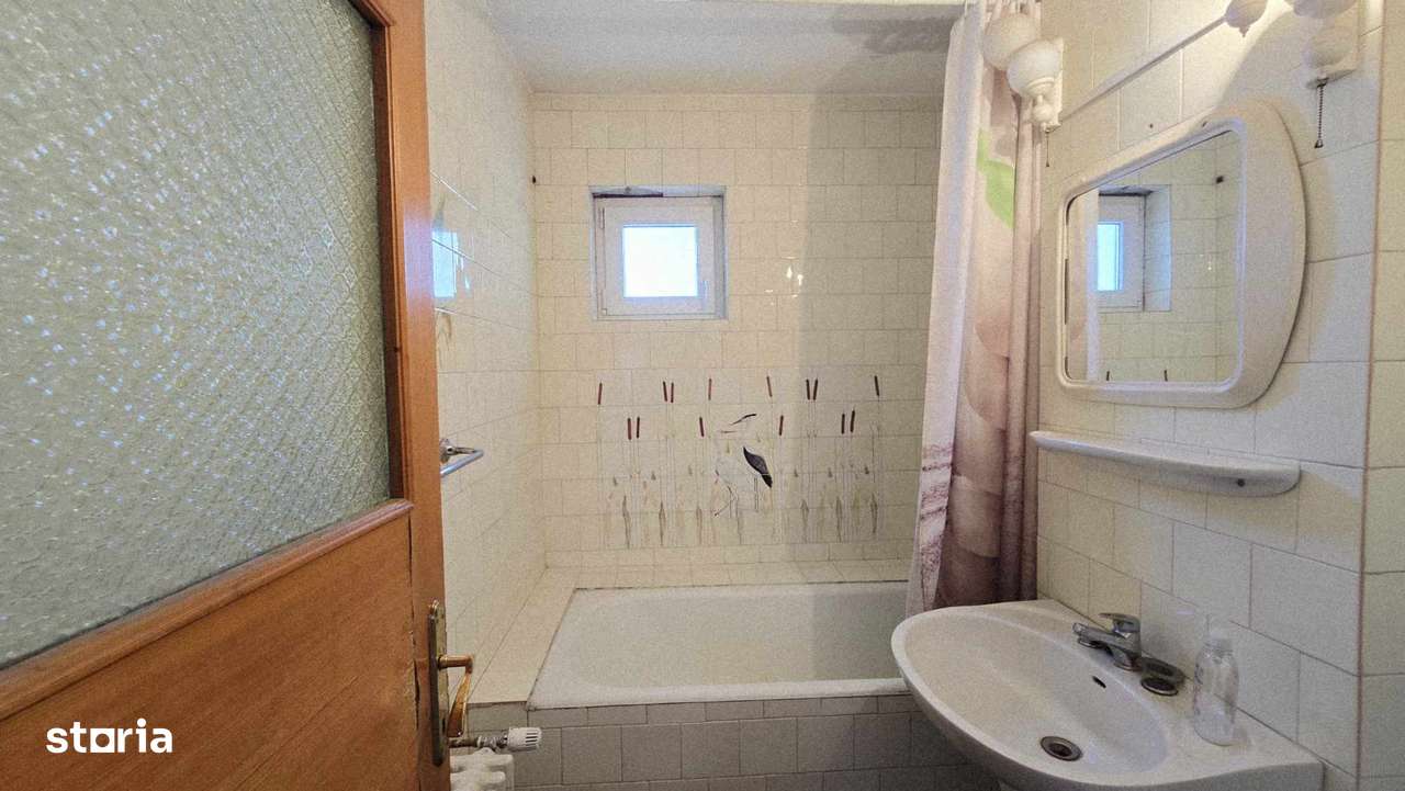 Apartament 4 camere de vanzare, central, blvd. Magheru-18