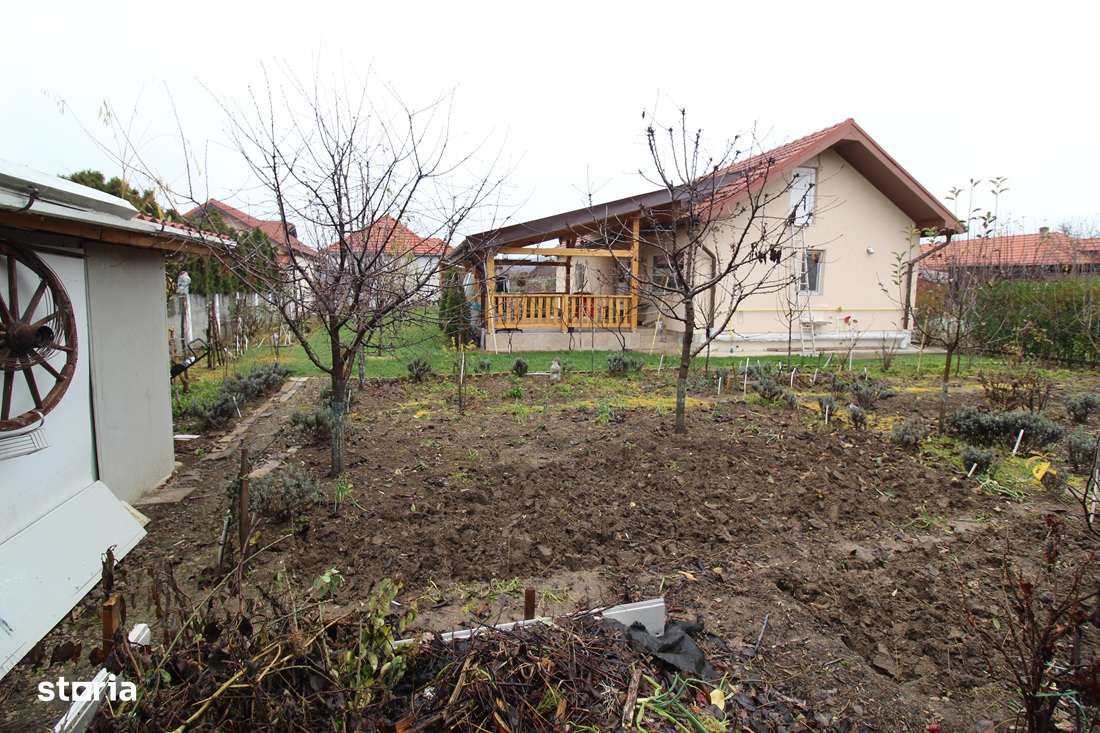 Vând gospodărie în Hunedoara, zona Peștișu Mare, teren 1.104mp...-5