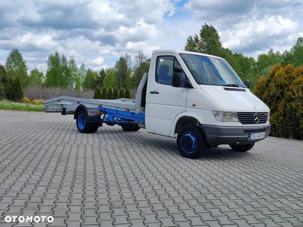 Mercedes-Benz Sprinter 412 - 8