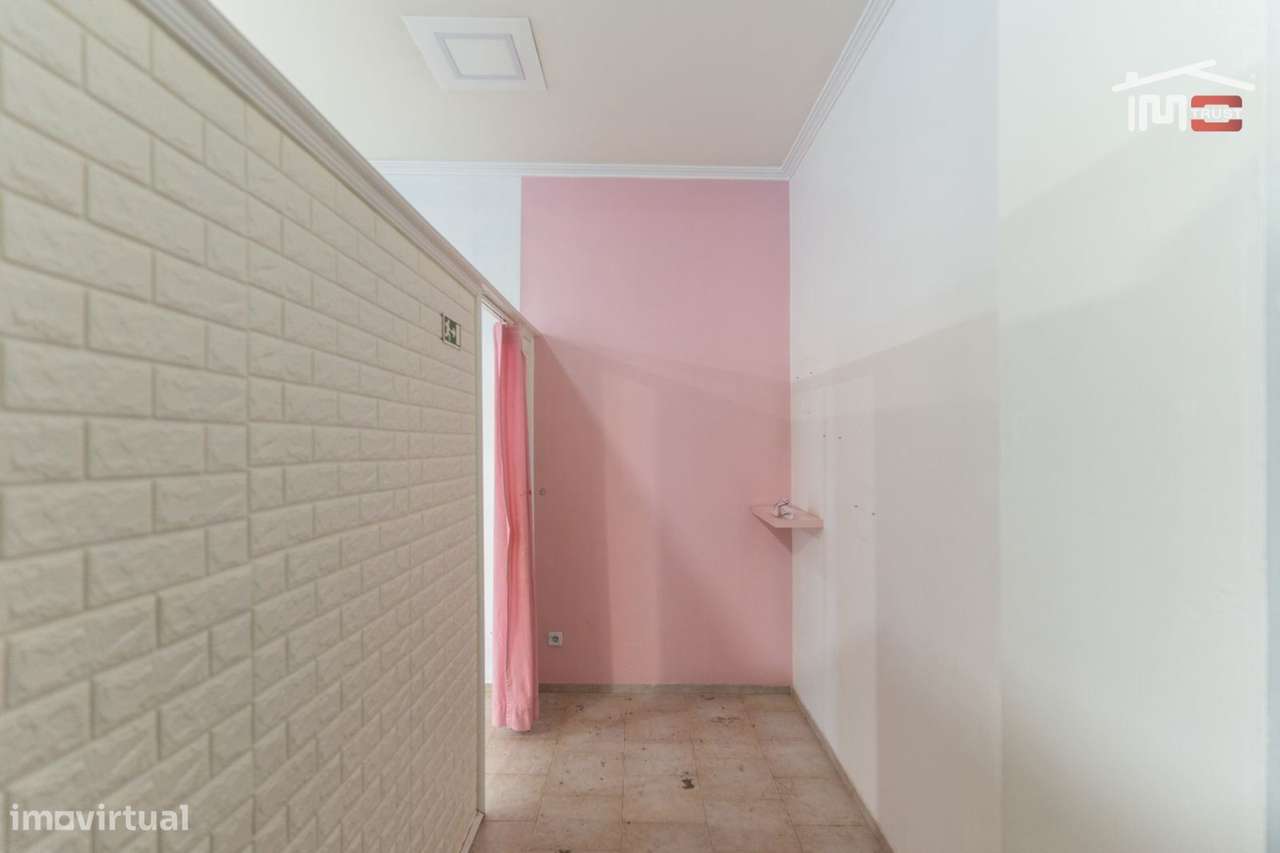 Loja em centro comercial, para arrendamento, Ourém - Fatima - Grande imagem: 5/9