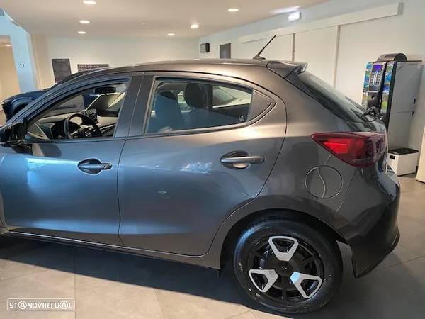 Mazda 2 1.5 Sky-G Centre-Line - 3