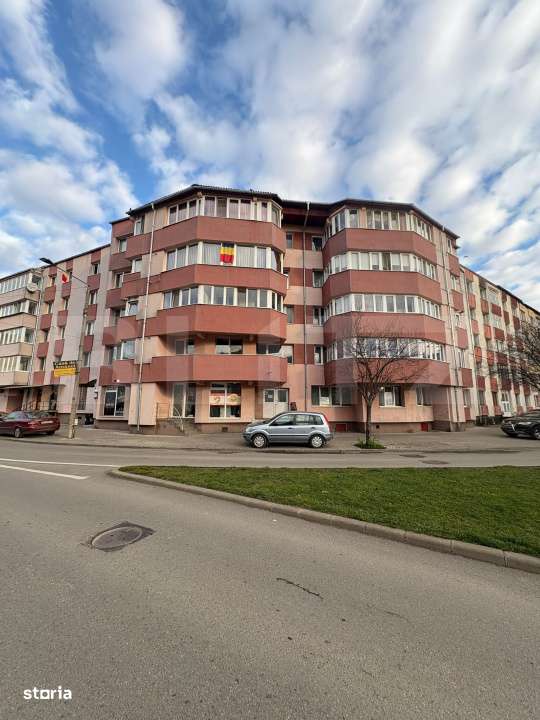 Apartament Etaj 1 SENSUL VECHI 3 Camere RENOVABIL-0