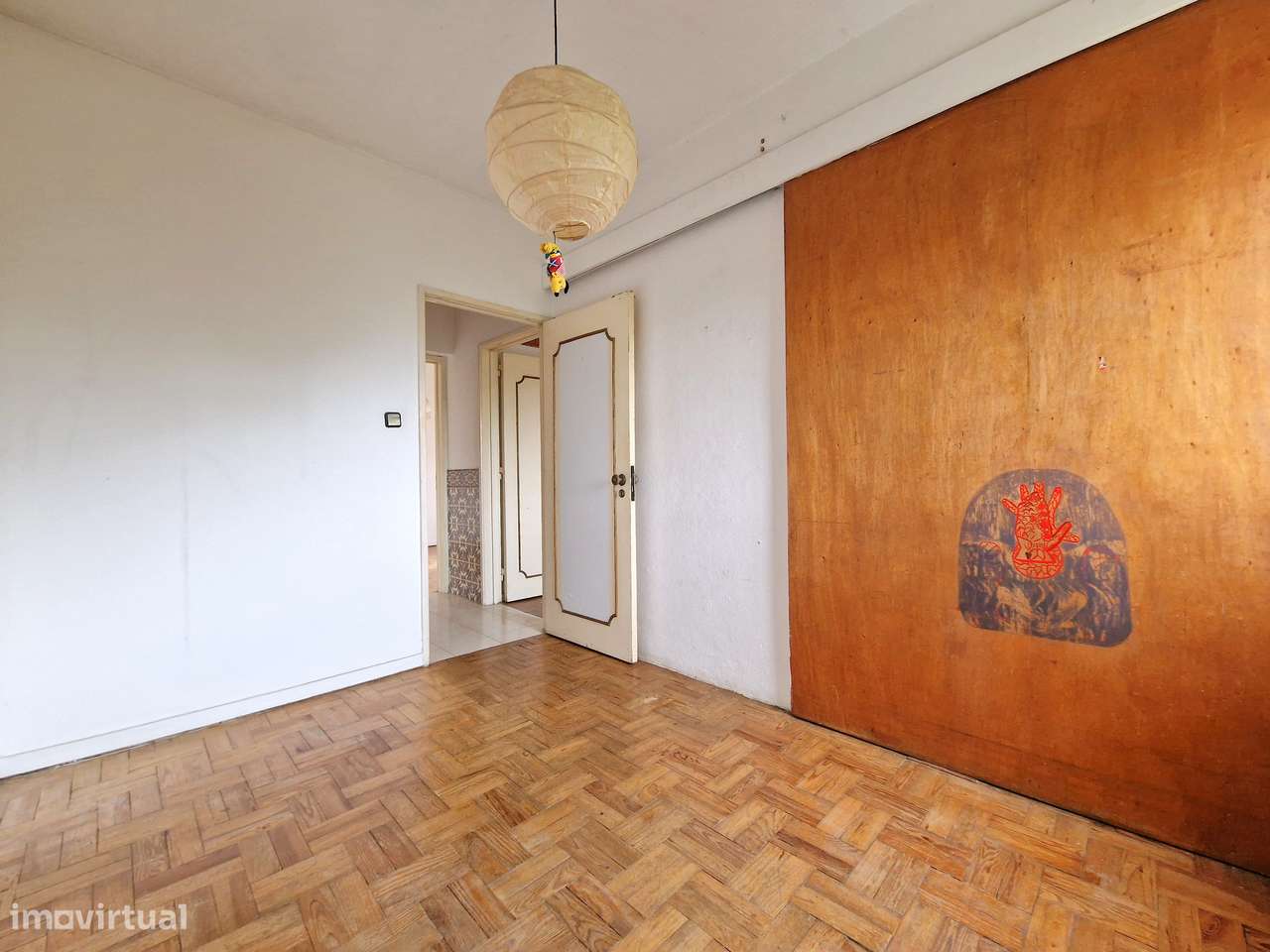 Apartamento T3 para remodelação total nos Olivais-17