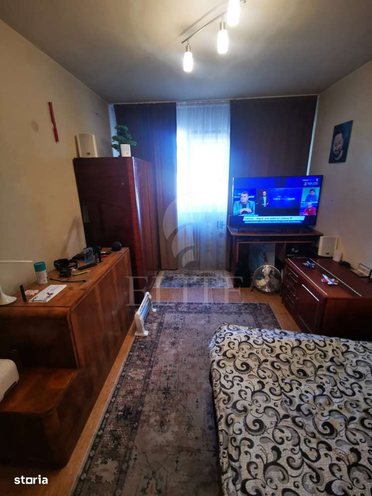 Apartament 4 camere în zona NEGOIU - Imagine principală: 5/10