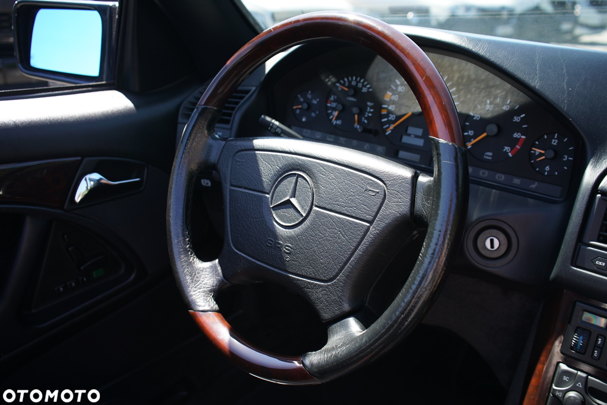 Mercedes-Benz SL 500 - 11