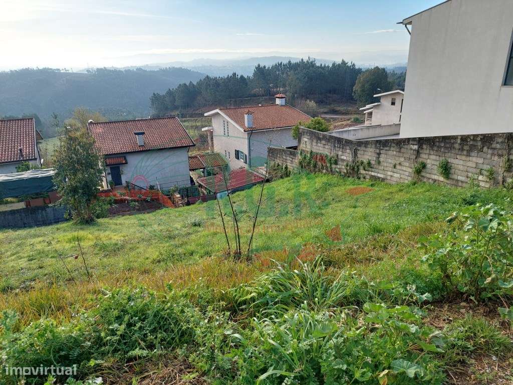 Lote de Terreno para Moradia de 4 Frentes - Grande imagem: 2/7