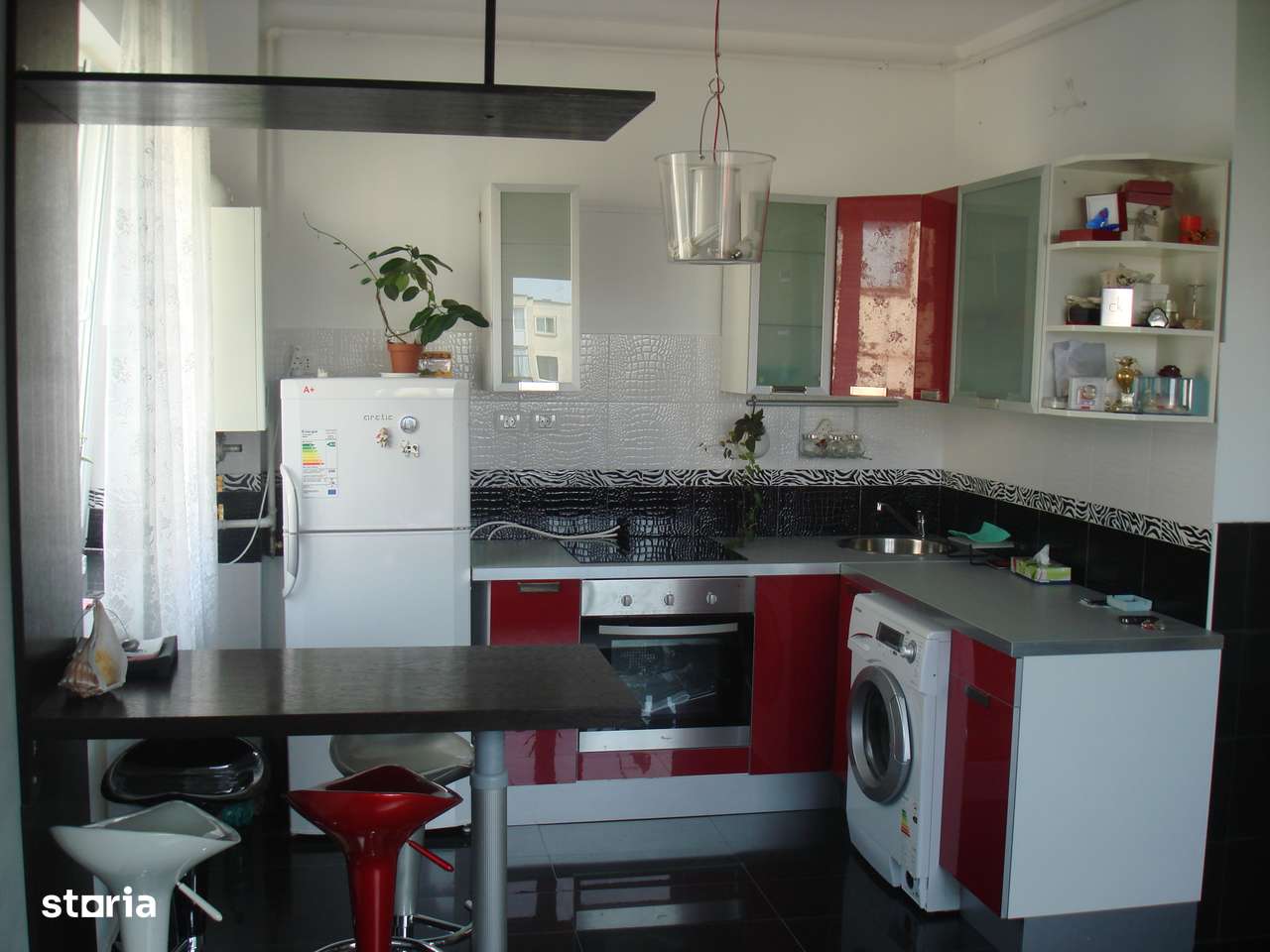 Garsoniera Trivale, bloc nou, mobilata, centrala - Imagine principală: 4/11