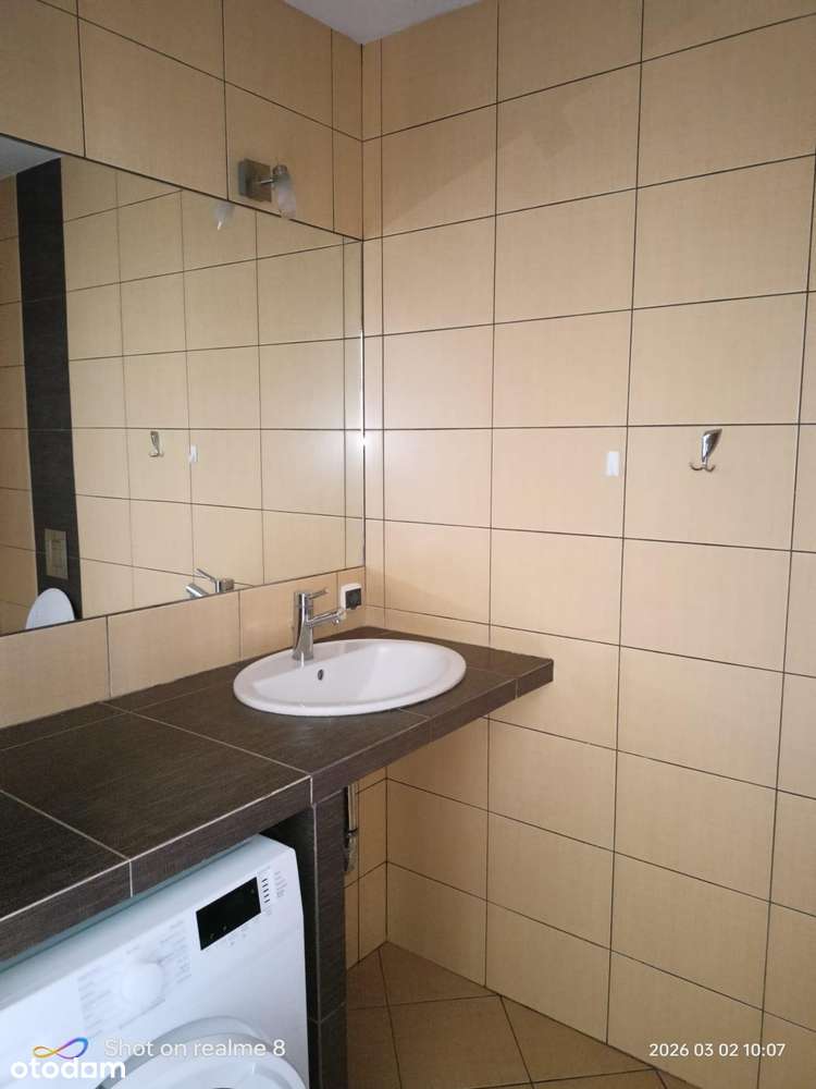 Przestronne 3 pokoje w super lokalizacji!-4