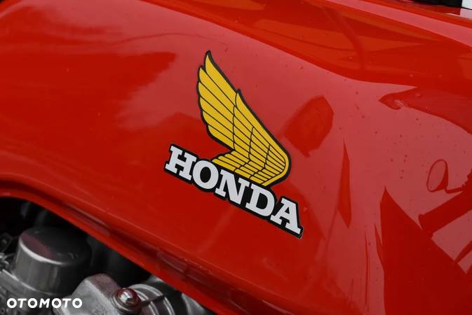 Honda CB - 24