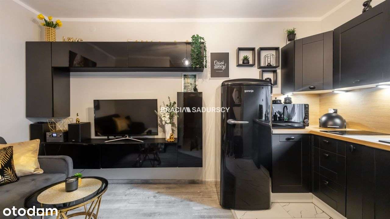 Tauron Arena, tramwaj, kawalerka do wejścia-6