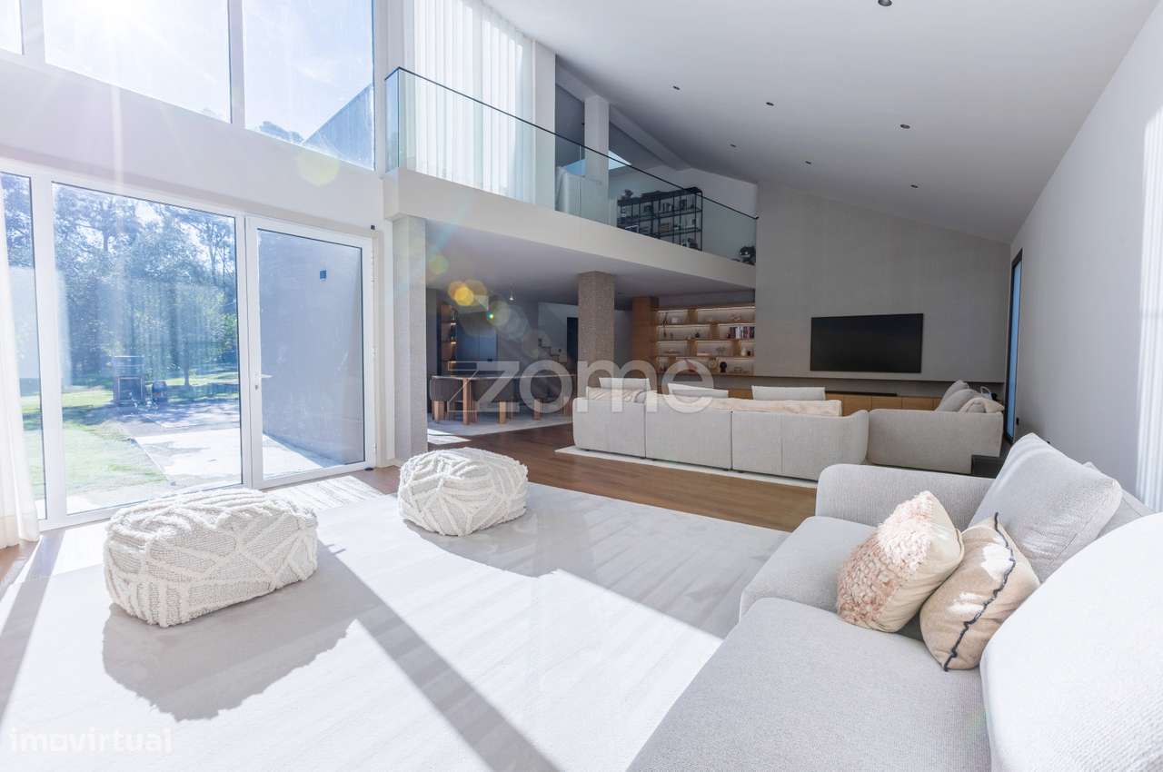 Luxo, privacidade e tecnologia - T4+1 Premium em Guimarães-0