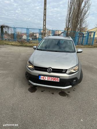 Volkswagen Polo 1.6 TDI Cross - 1