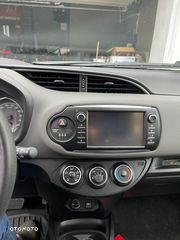 Toyota Yaris 1.5 Premium CVT