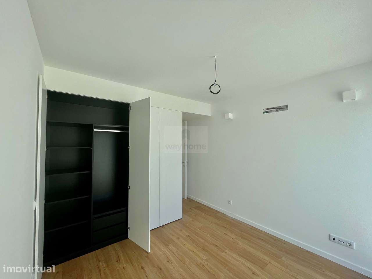 Moradia T2 térrea no Seixal - Lourinhã-16