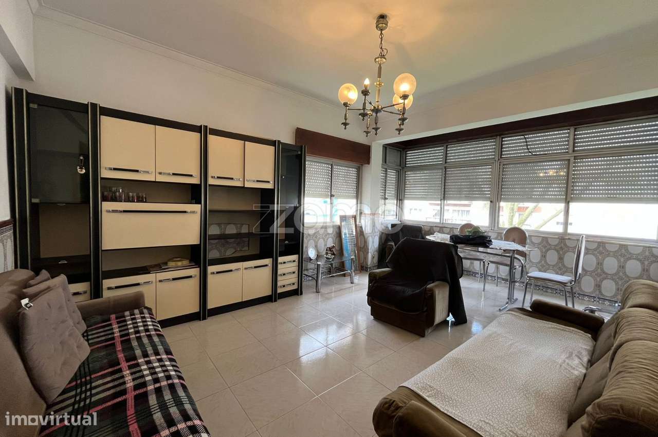 Luminoso T2 no Coração de Corroios – Conforto e Centralidade - Grande imagem: 4/11