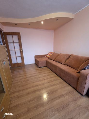 Apartament 3 camere de vanzare Lujerului Intersectie (Bloc 1986)-0