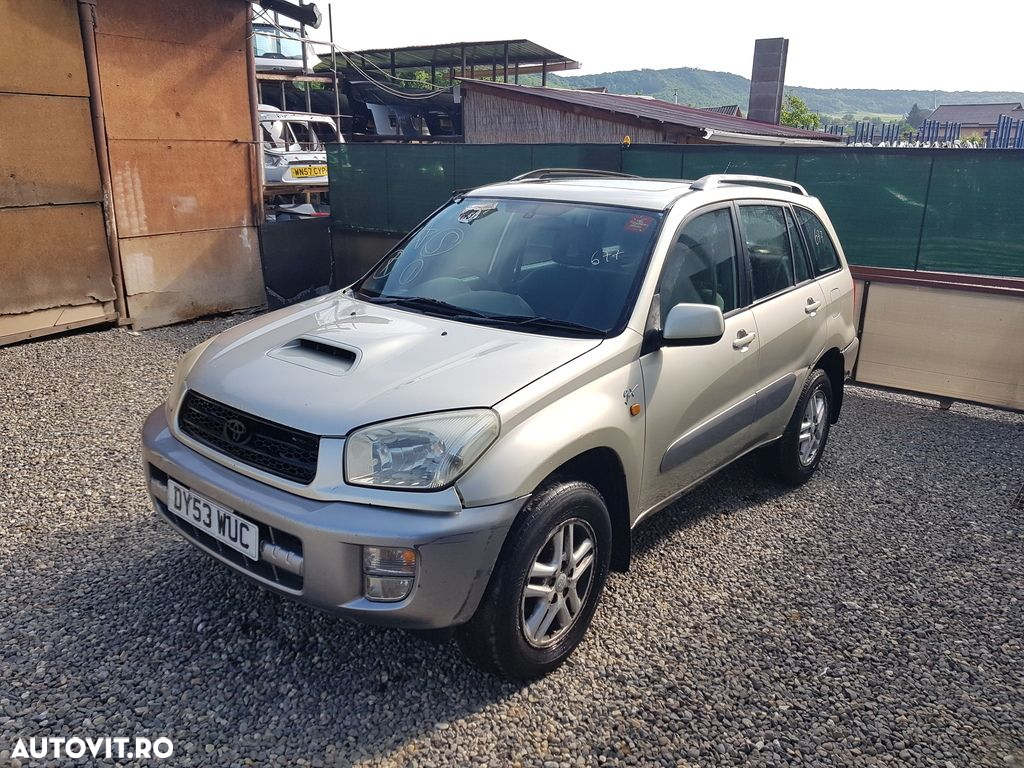 Dezmembrez Toyota RAV 4 II 2.0 D 2003-2006 - 3