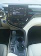 Toyota Camry 2.5 Hybrid Comfort CVT - 13