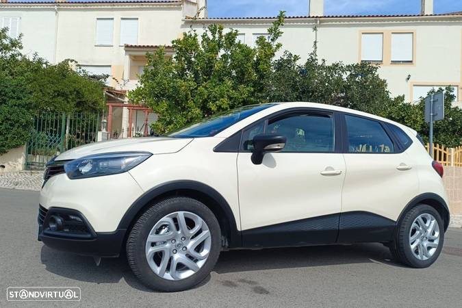 Renault Captur 1.5 dCi Exclusive - 2