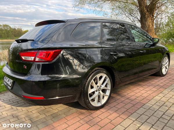 Seat Leon 2.0 TDI FR Black S&S - 3