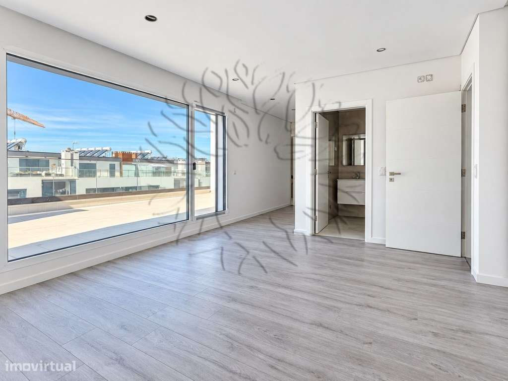 Duplex Novo com Amplos Terraços, Suite, Cozinha em Open Space-22