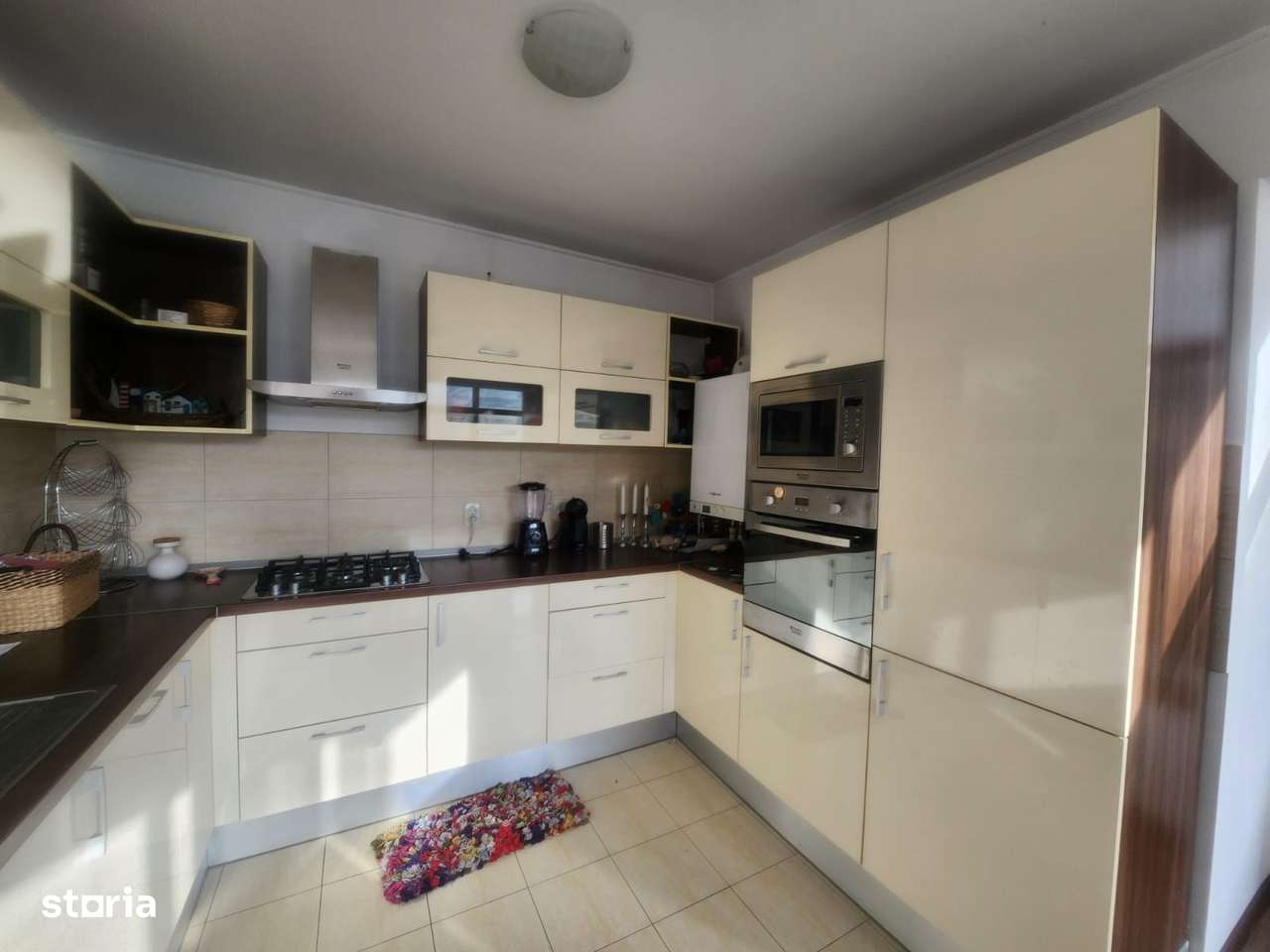 Casă de vânzare cu 3 camere, teren 415 mp, Bascov - Imagine principală: 4/16