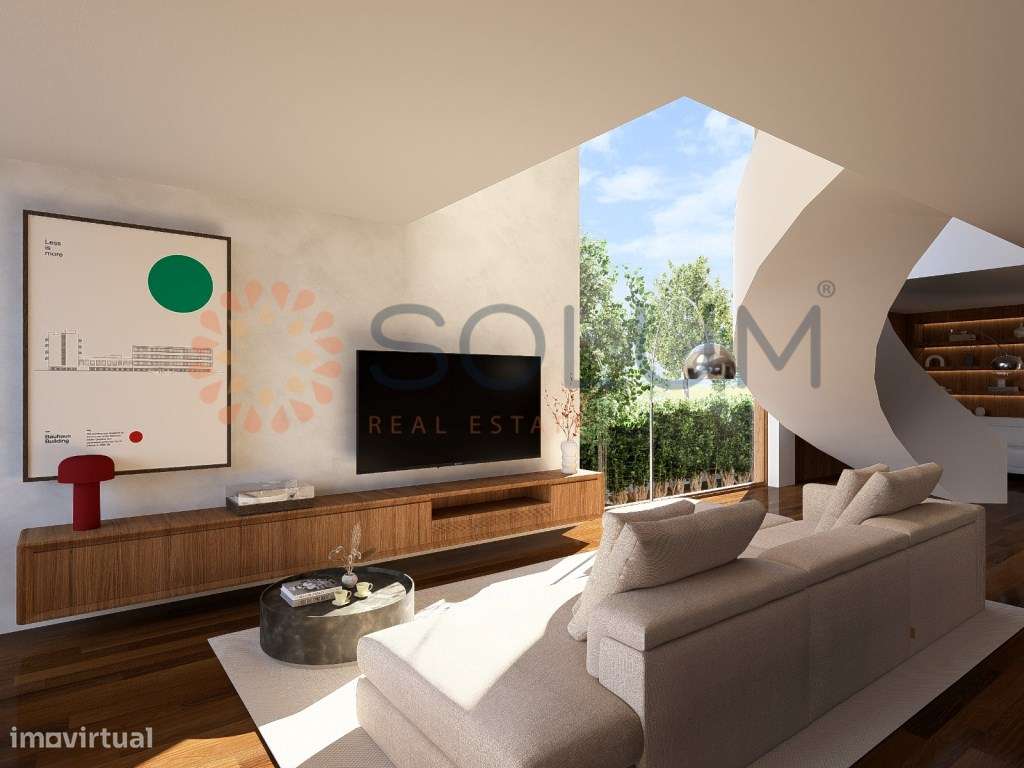 Moradia Contemporânea com Piscina e Design Moderno - Montijo-0